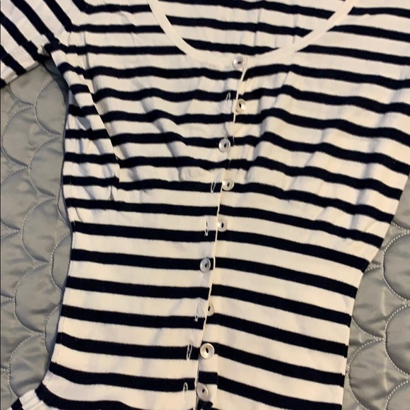 Striped sweater with fun shoulder bow - Picture 5 of 5